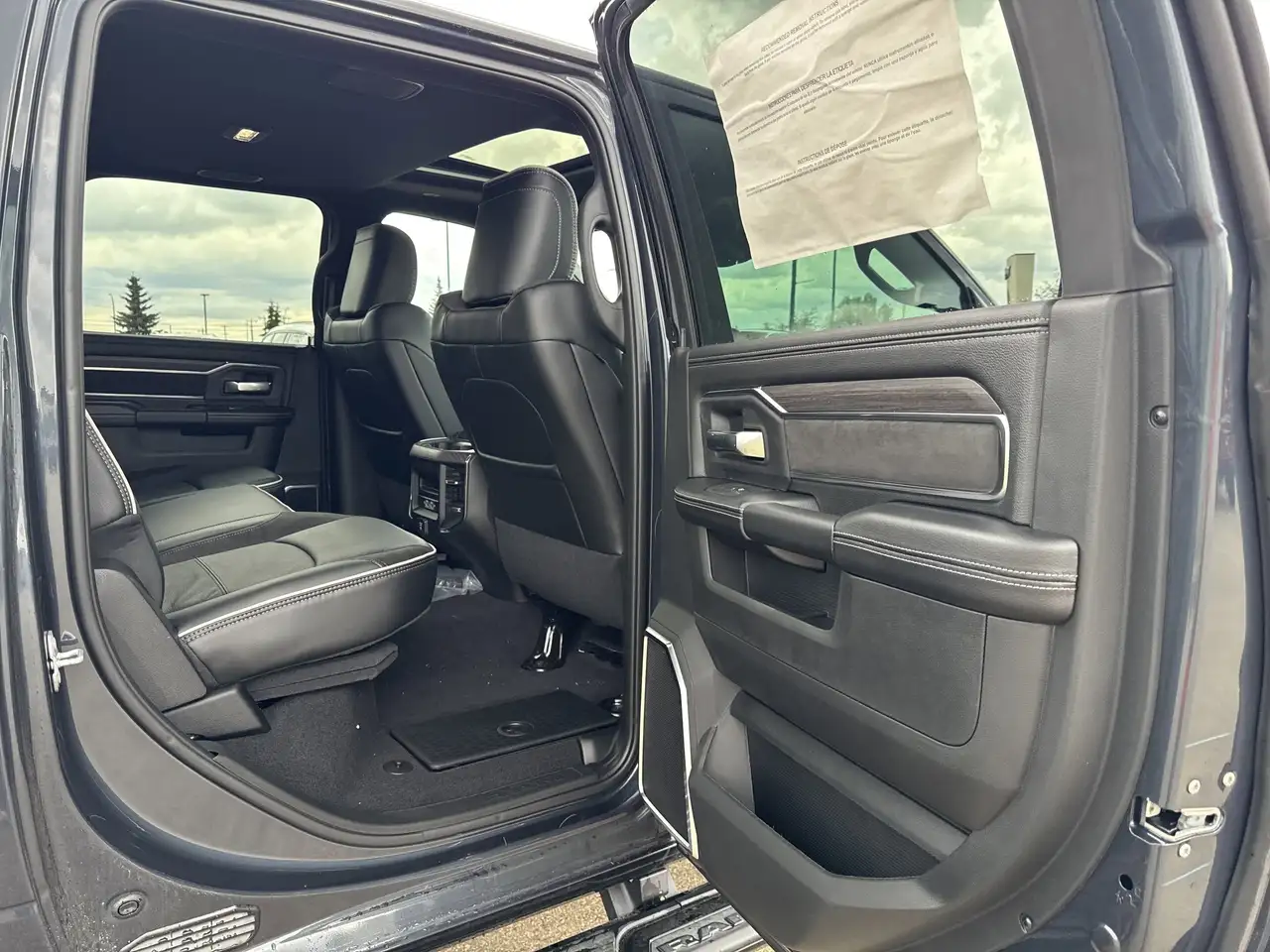 RAM 2500 снимка RAM 2500