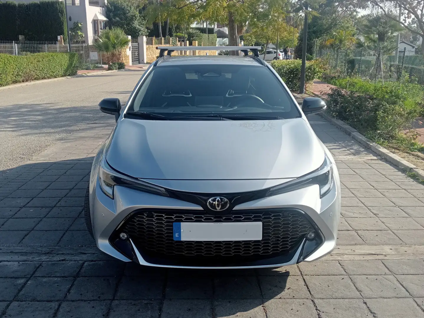Toyota Corolla Touring Sports 200H GR Sport Gris - 1
