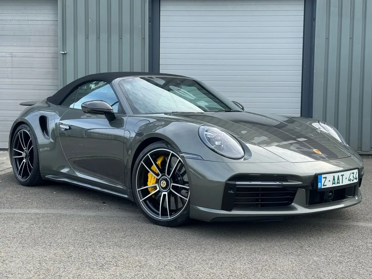 Porsche 992 3.8 Bi-Turbo PDK - TVA RECUPERABLE Grijs - 1