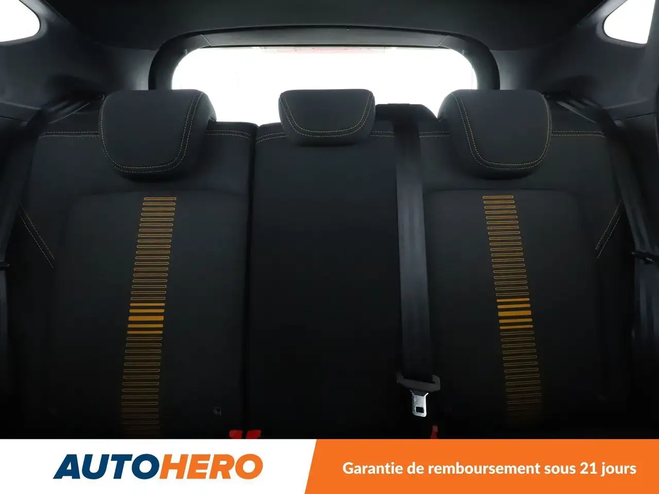 Ford Fiesta Active — photo 15