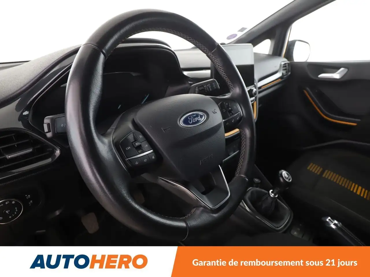 Ford Fiesta Active — photo 11