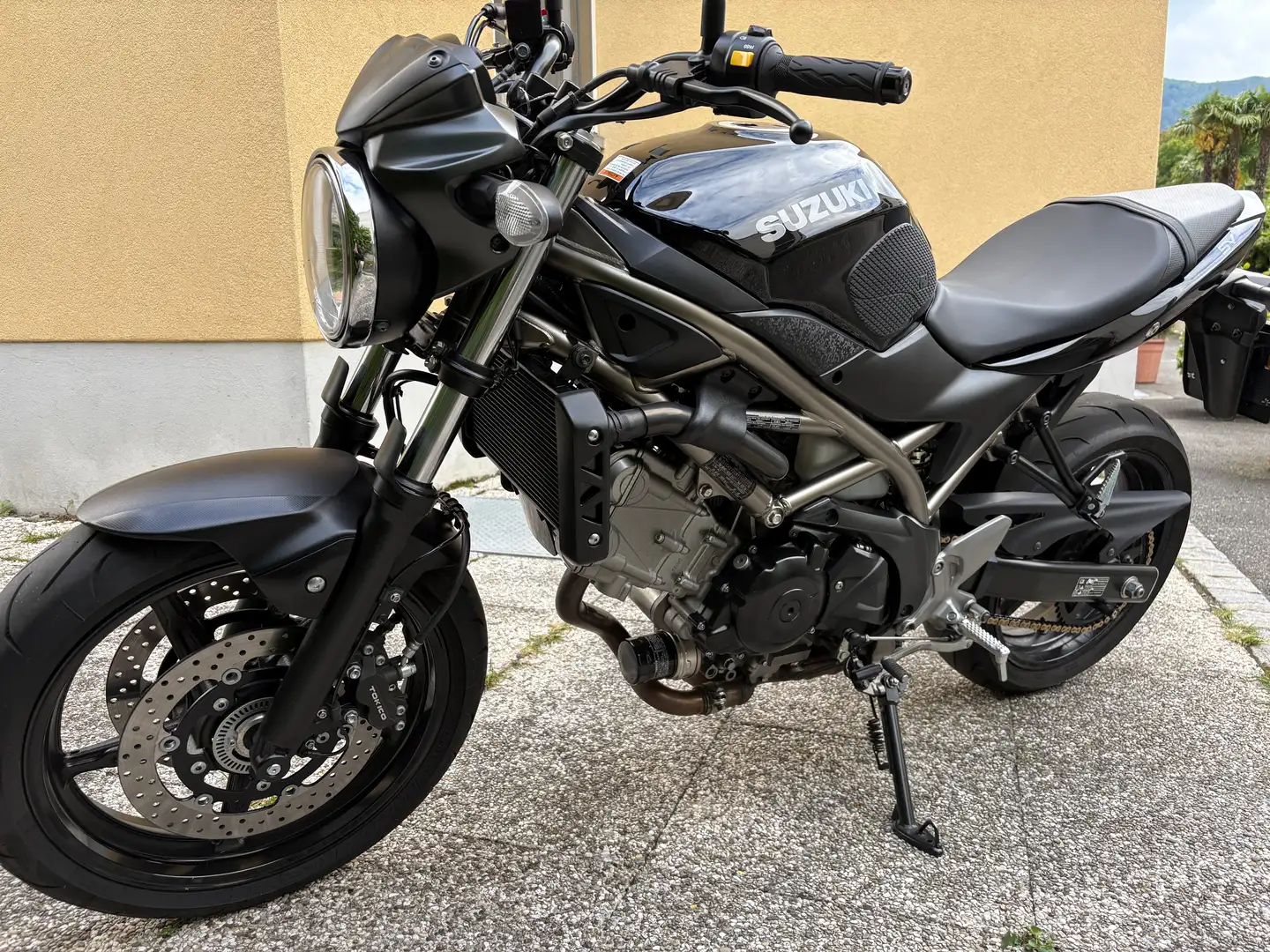Suzuki SV 650 MY2021 35kW Noir - 1