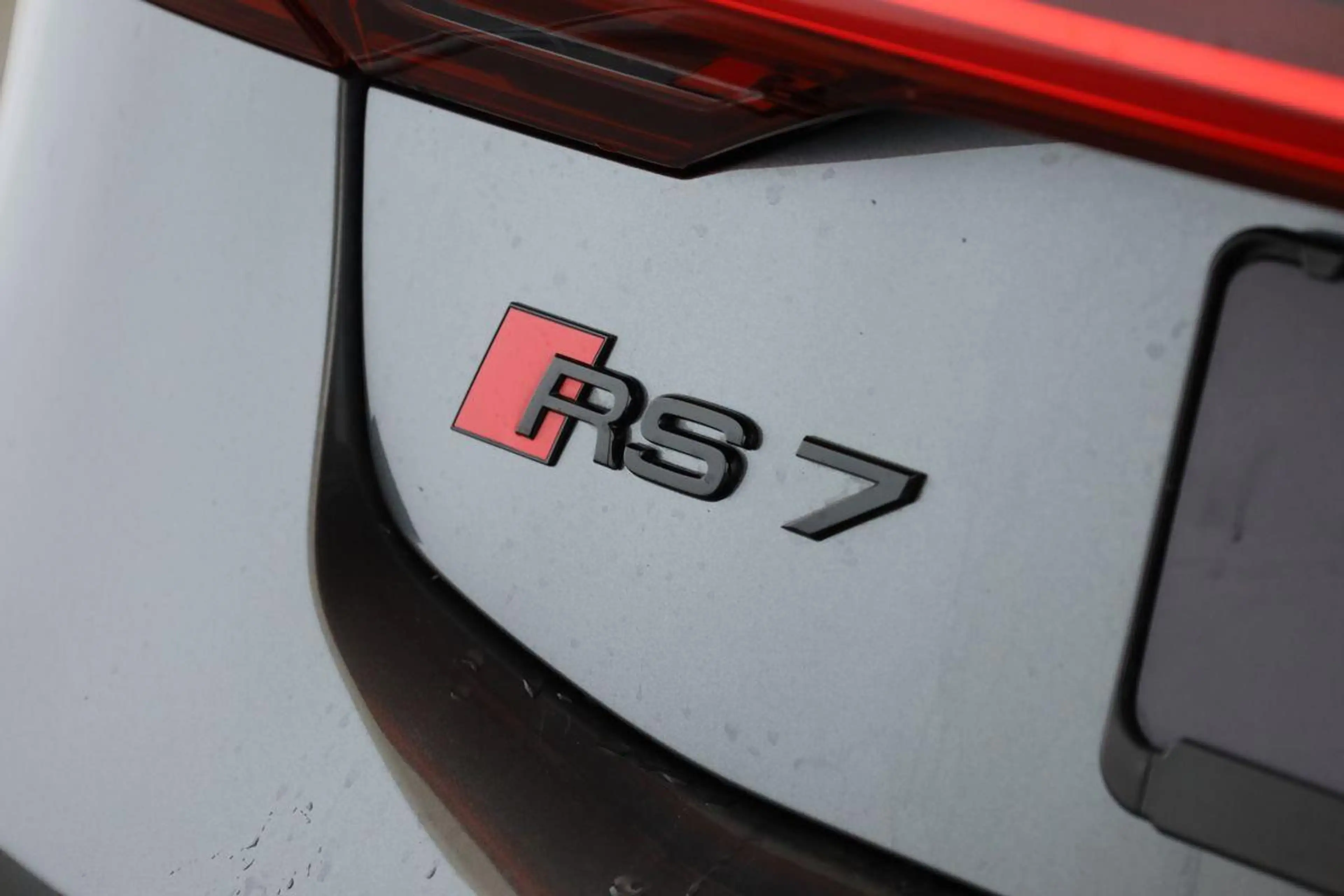 Audi RS7 Sportback performance Leder Laser Pano RS 22 — photo 12