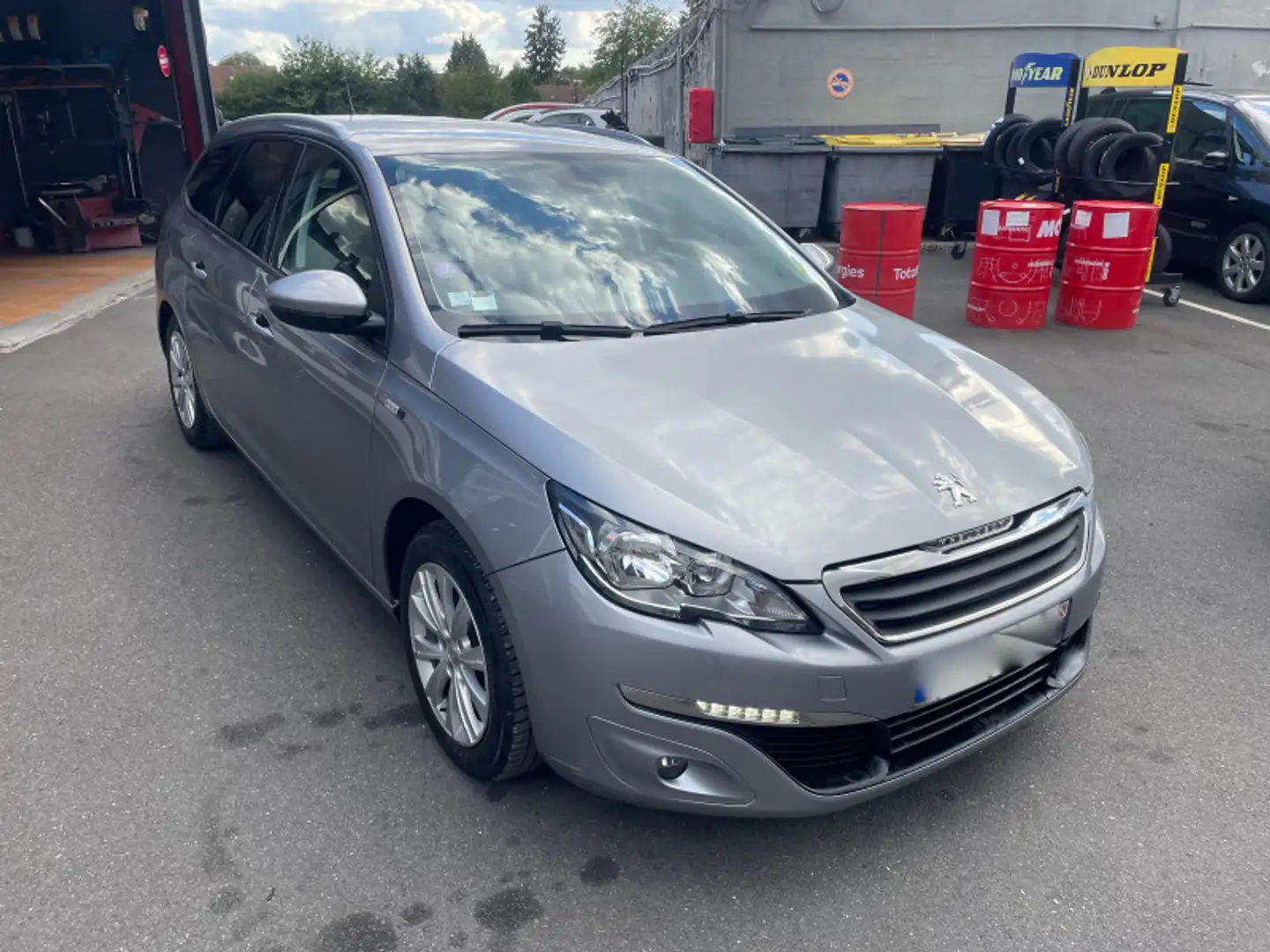 Peugeot 308 1.2 PURETECH 110CH STYLE S\u0026S Grijs - 2