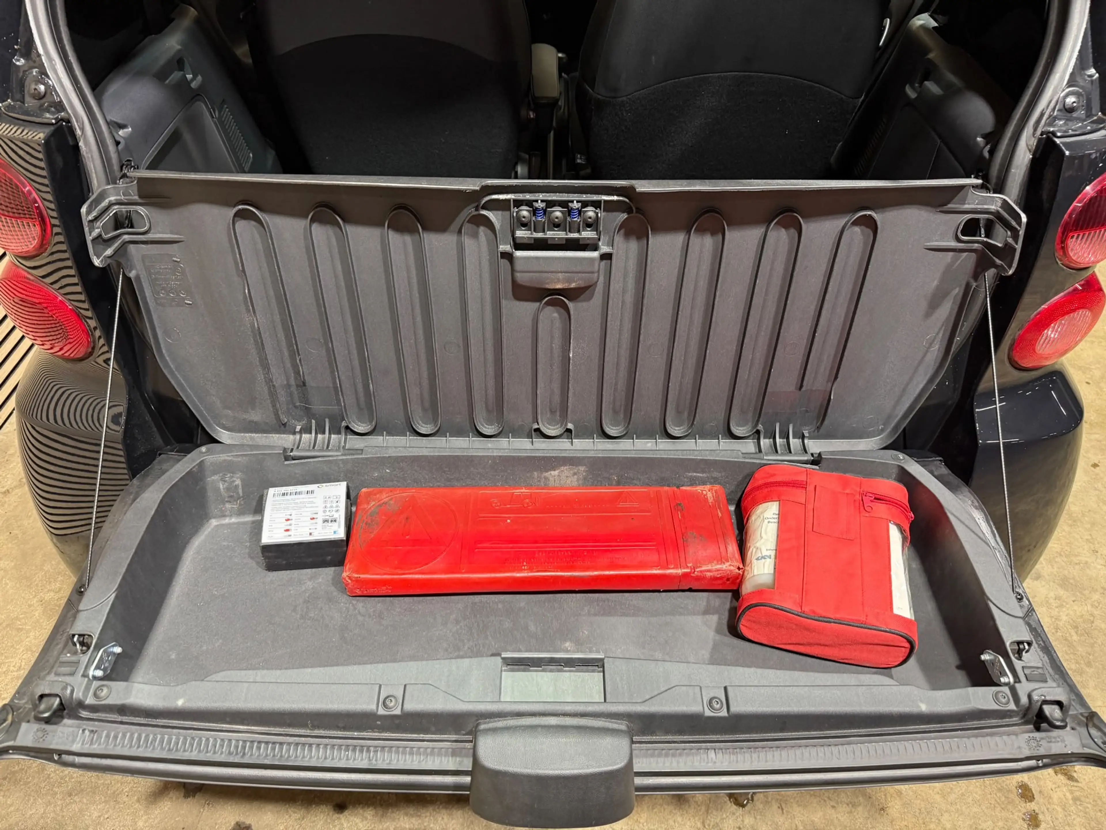 smart forTwo coupé 1.0 mhd Pure | NAP | Airco — photo 12