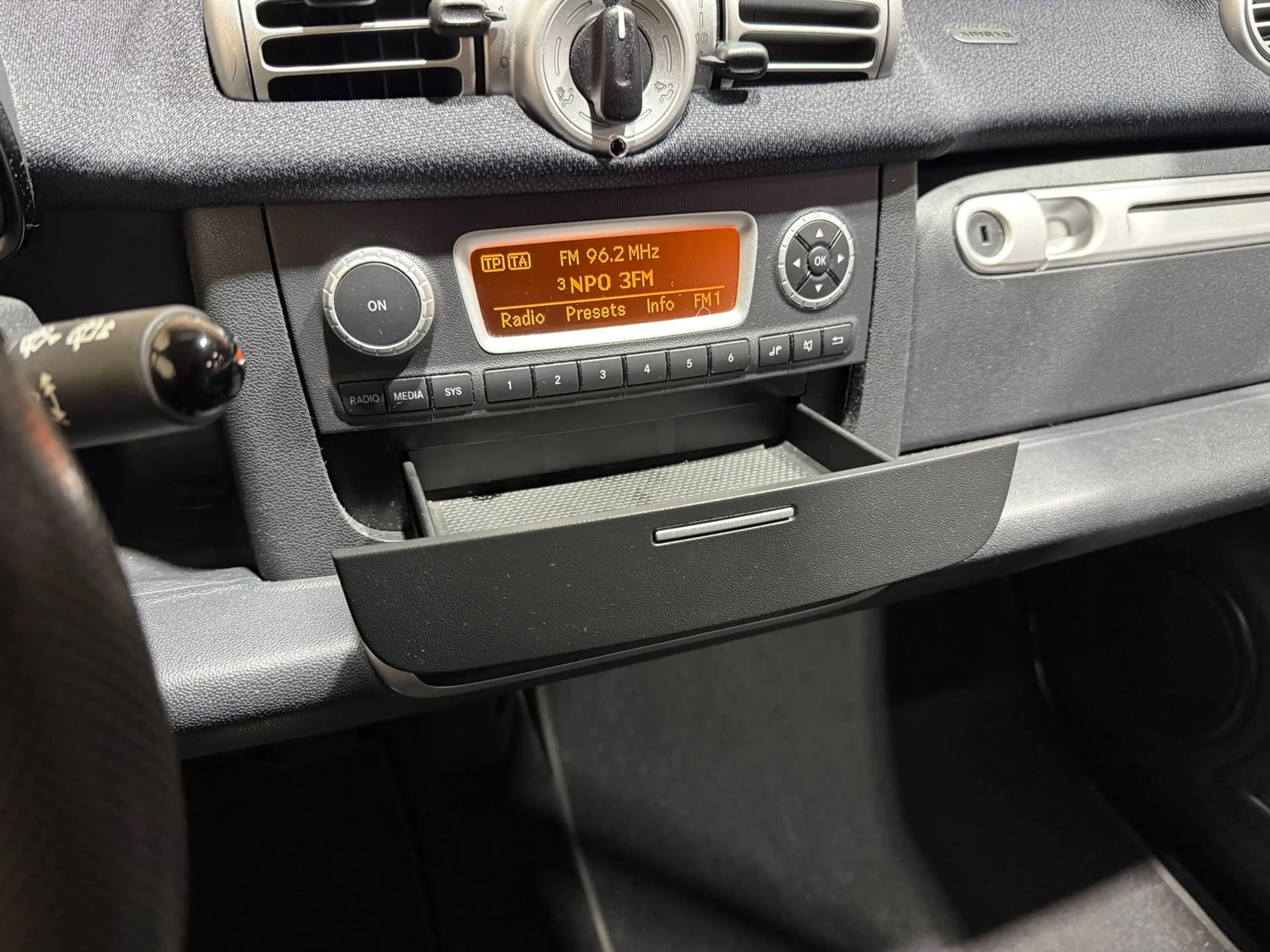 smart forTwo coupé 1.0 mhd Pure | NAP | Airco — photo 17
