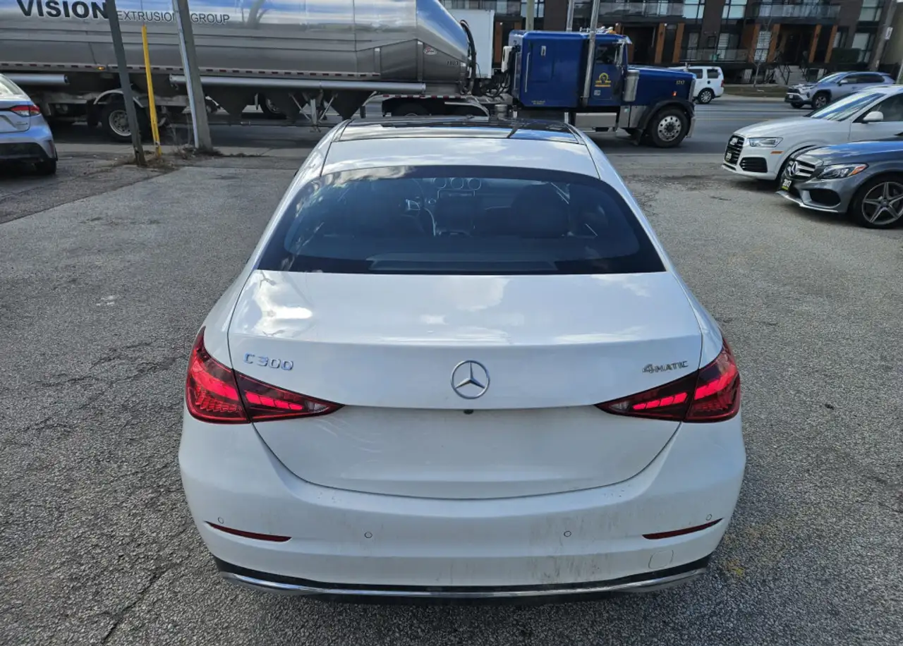 Mercedes-Benz C-Class photo Mercedes-Benz C-Class