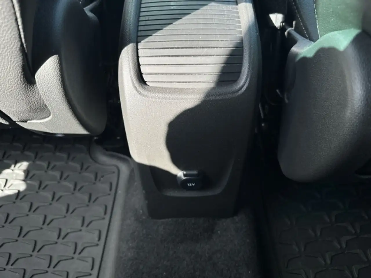 Opel Crossland Elegance Paket 1.2 Direct Injection Turb Navi LED, миниатюра 24