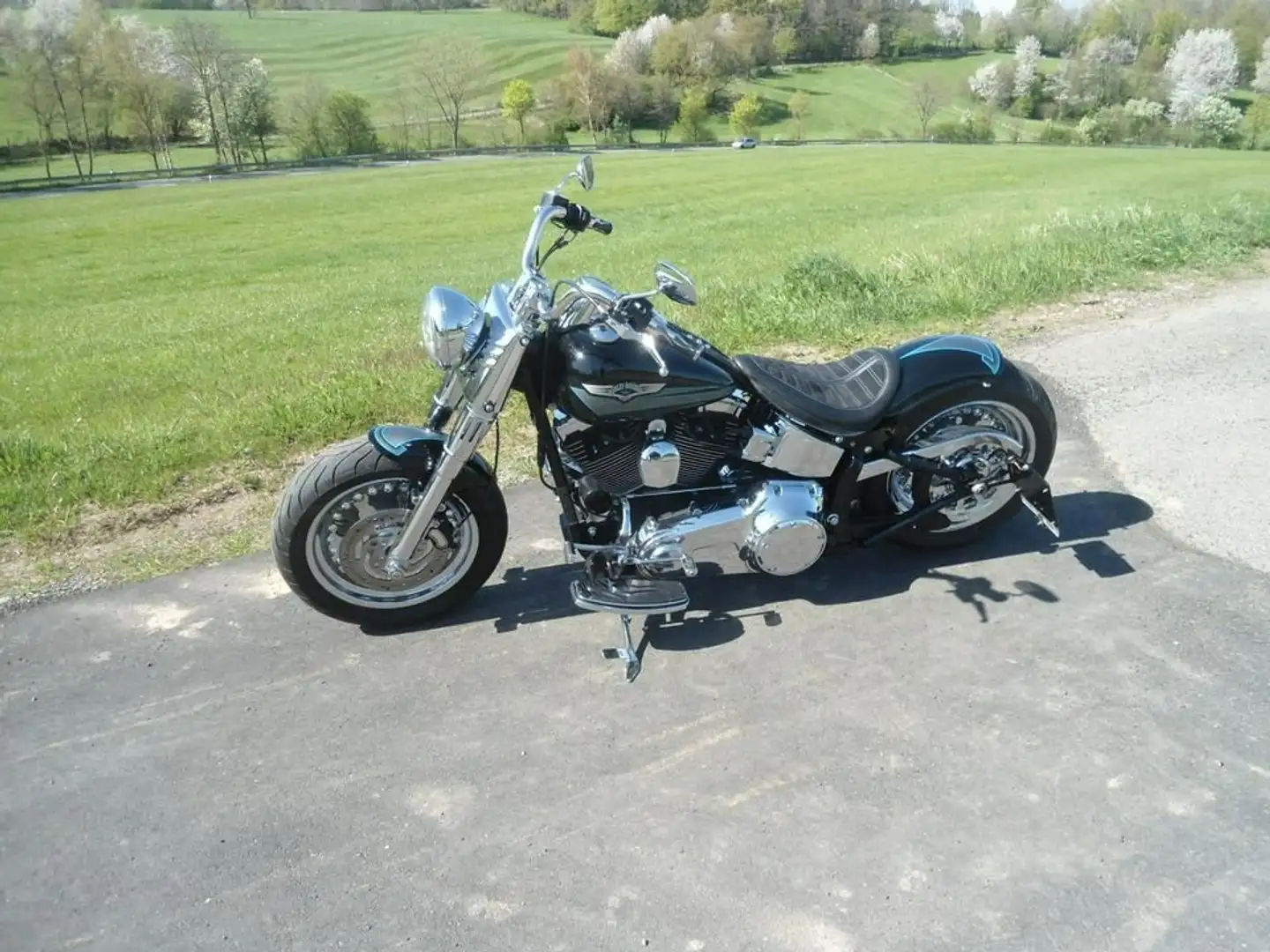 Harley-Davidson Fat Boy Bobber Style Zwart - 1