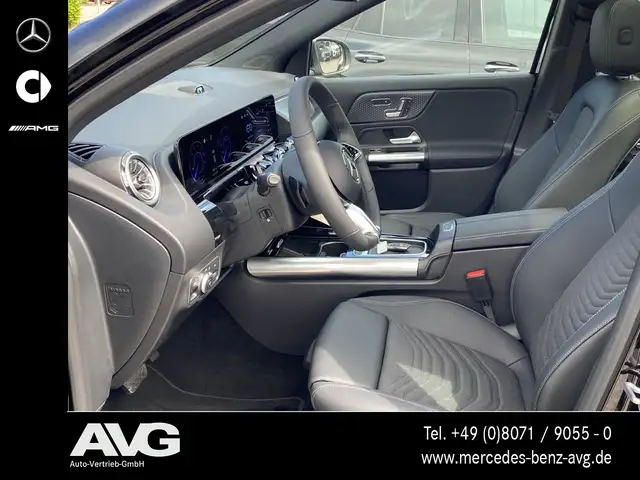 Mercedes-Benz EQA view 8