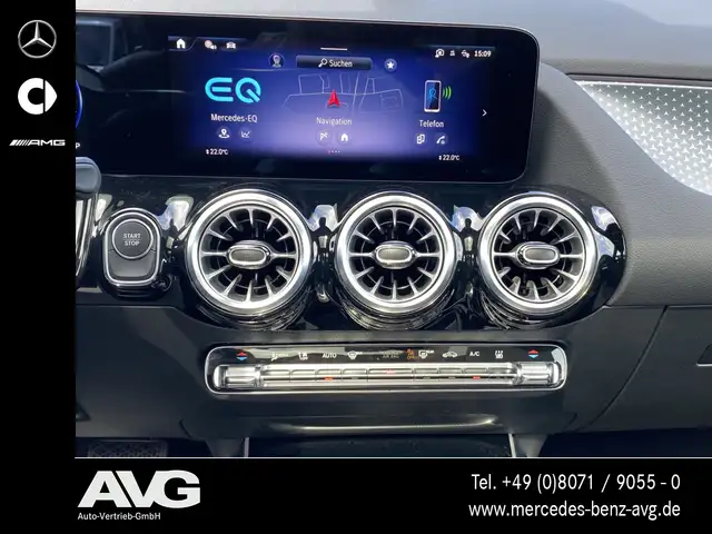 Mercedes-Benz EQA view 11