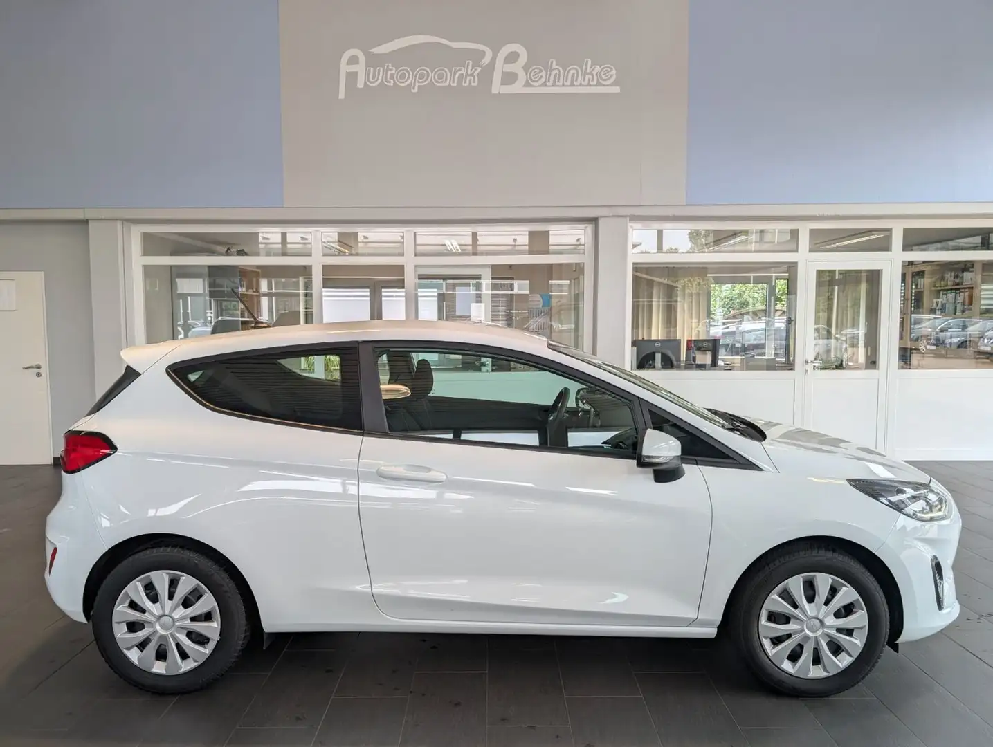 Ford Fiesta 1.1 Facelift*LED*AppLink*DAB*PDC*1.Hand Bianco - 2