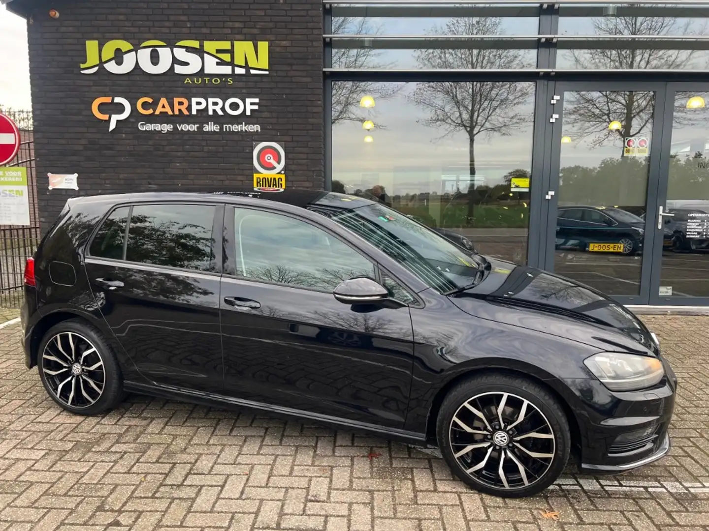 Volkswagen Golf 1.4 TSI BNS ED. R C.3 x R LINE Noir - 2
