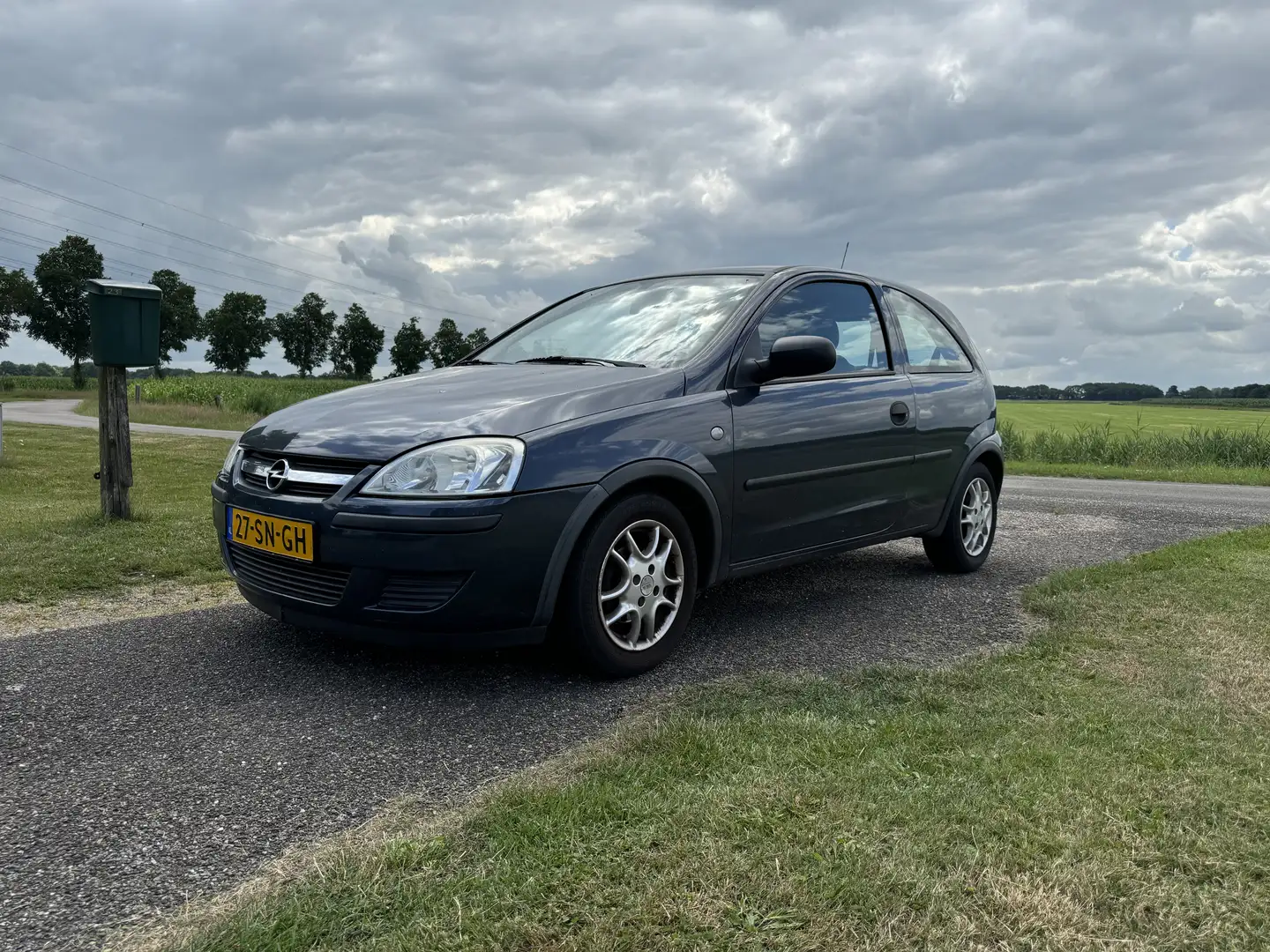 Opel Corsa 1.2-16V Rhythm Grijs - 2