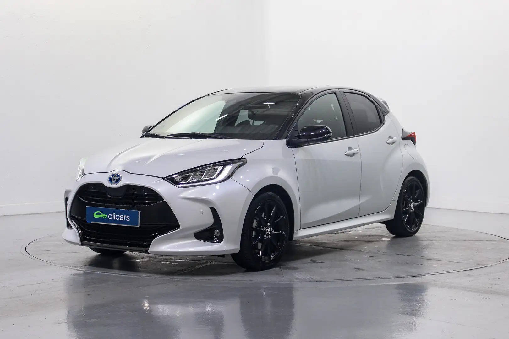 Toyota Yaris 120H 1.5 Style Plus Blanco - 1