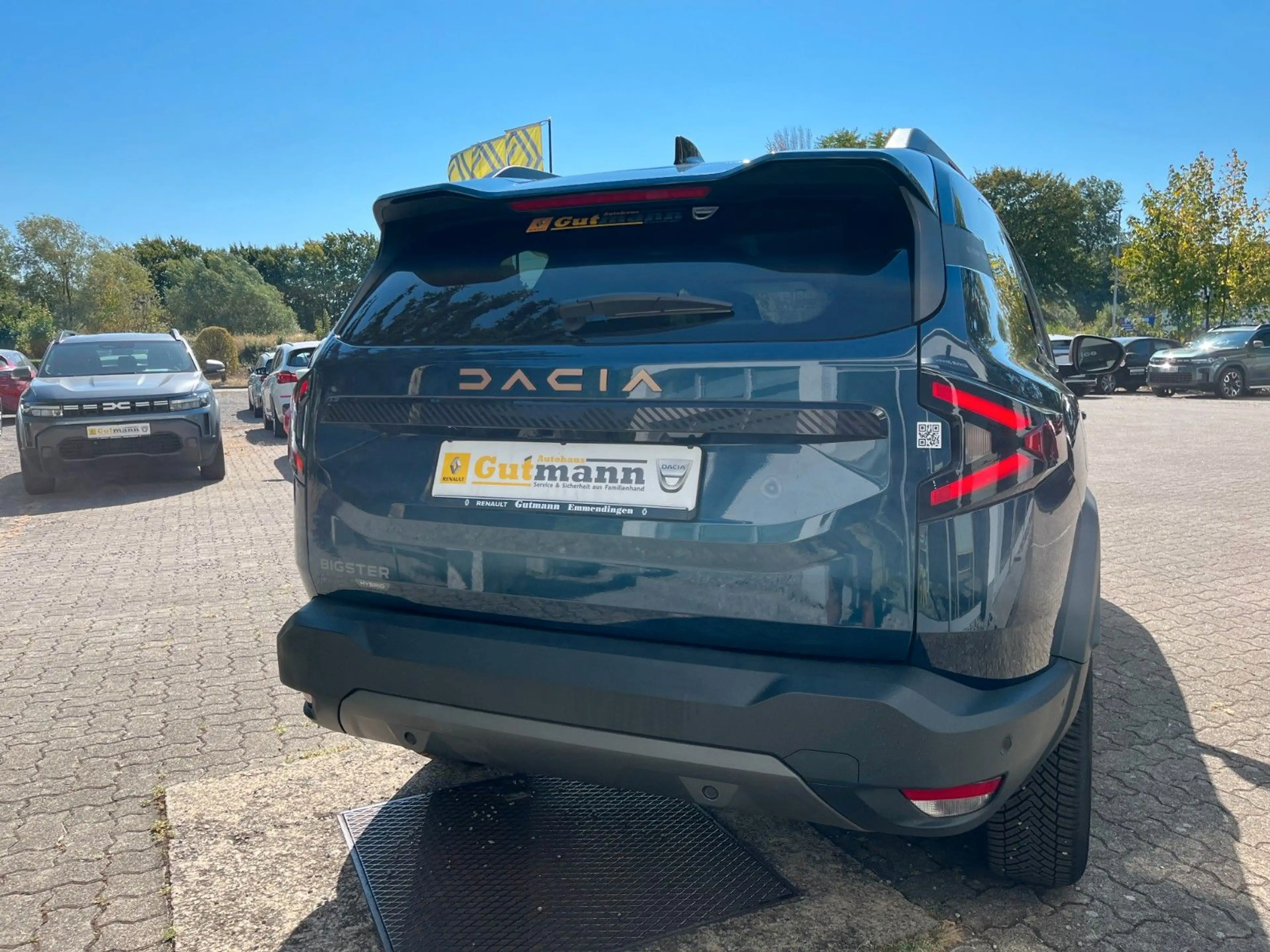Dacia Bigster Hybrid 155 Extreme Wi-Pak GJR Pano — photo 4