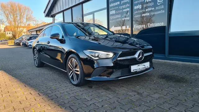 Mercedes-Benz CLA 200d SB 8G DCT - LED - ASSISTS - 8 x ALU