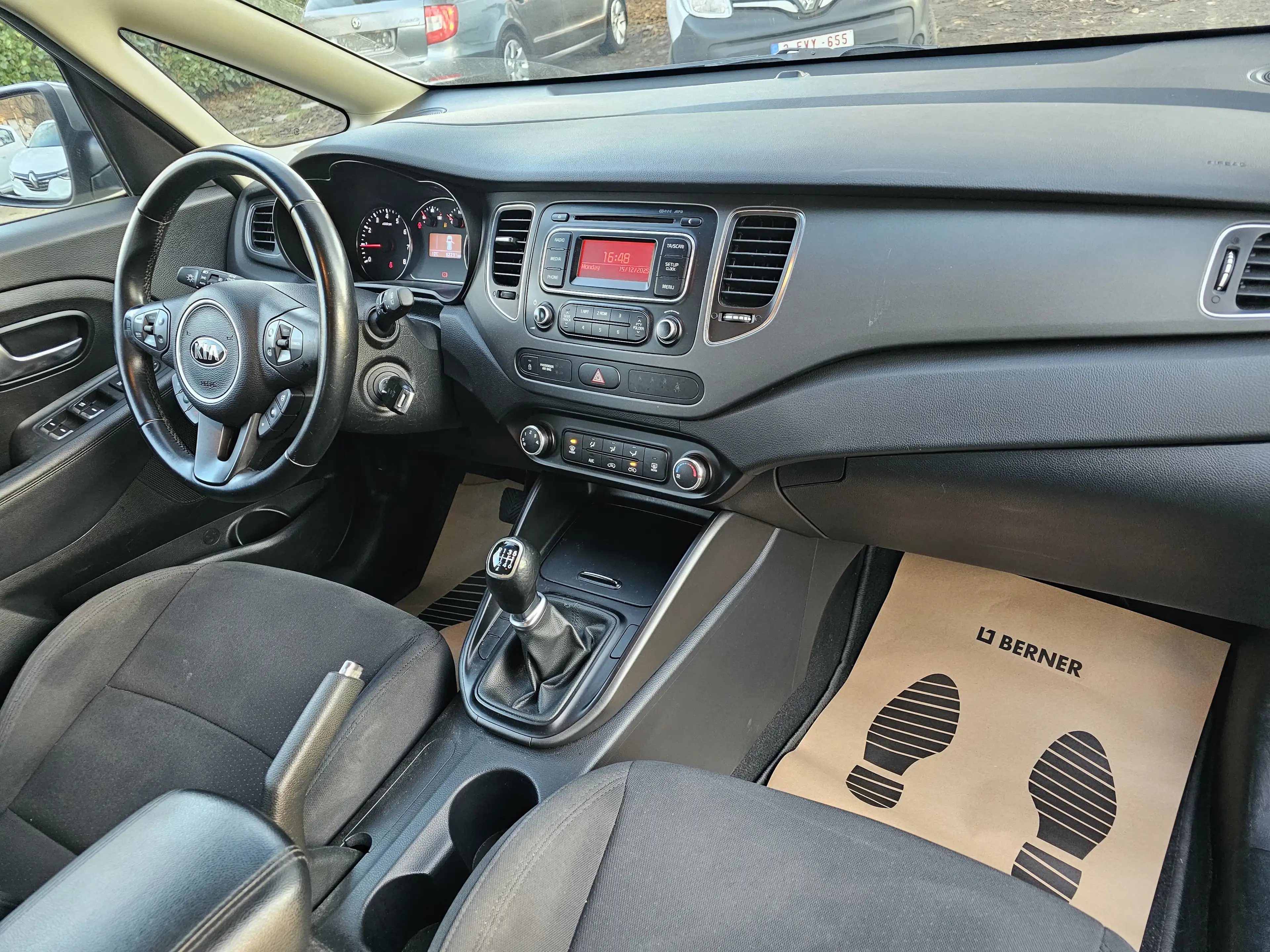 Kia Carens 1.6i* 60 000 km * 1 MAIN * LED+CRUISE+..*GARANTIE — photo 10