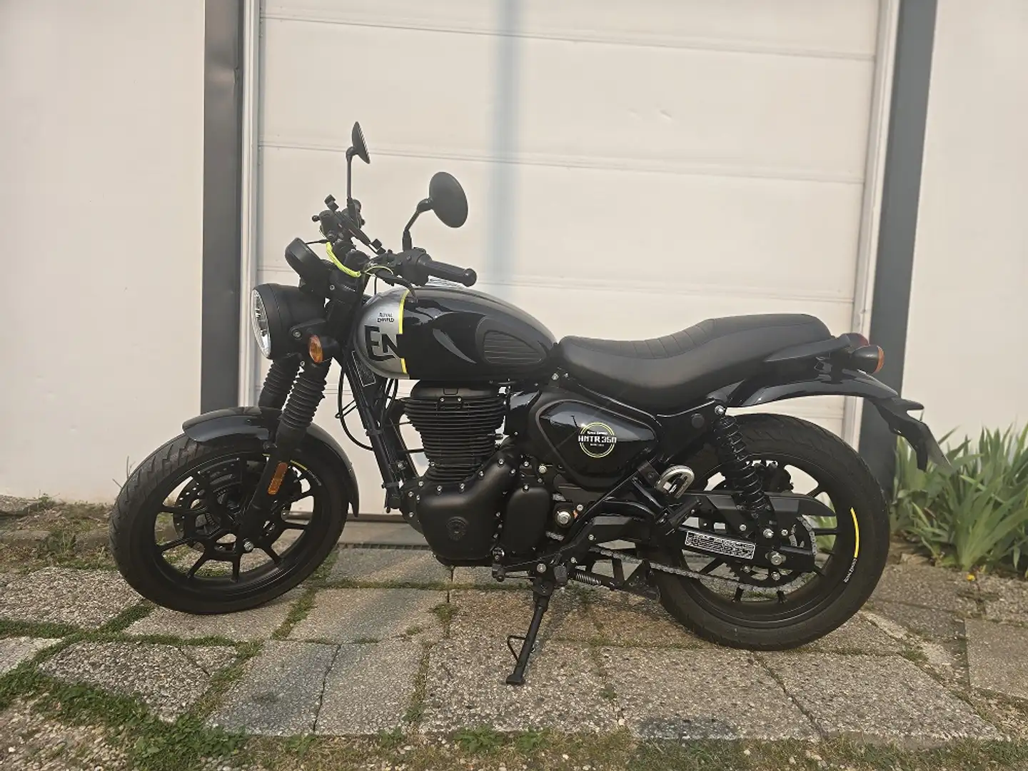 Royal Enfield Meteor 350 Negru - 1