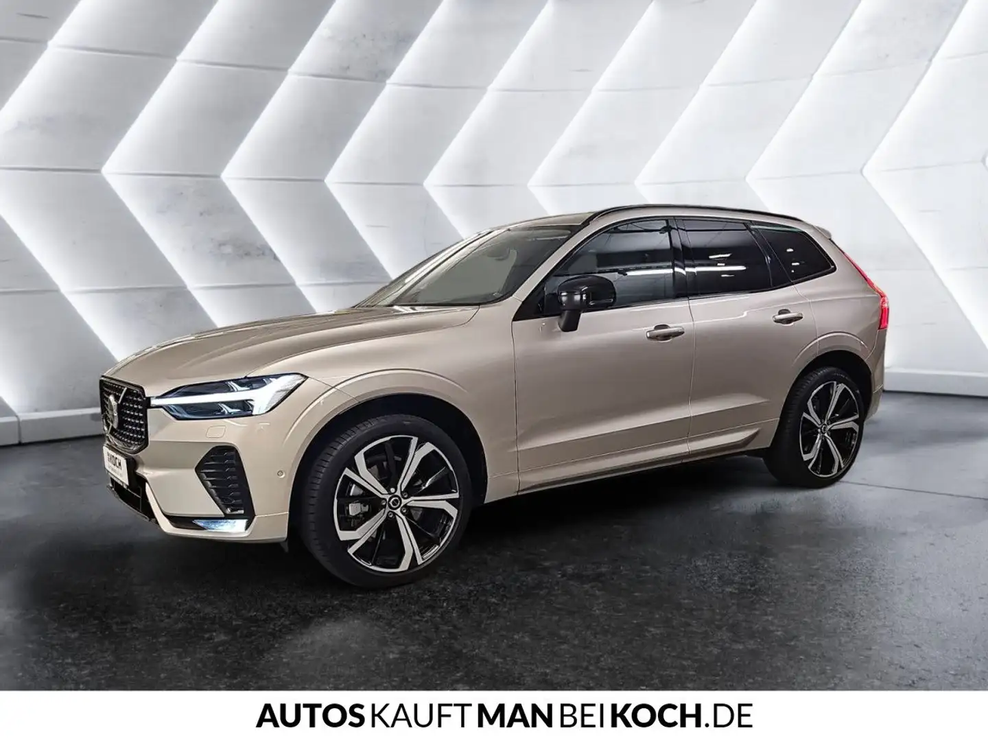 Volvo XC60 B4 Plus Dark ACC BLIS AHK PANO 360 VLED H&K Silber - 2