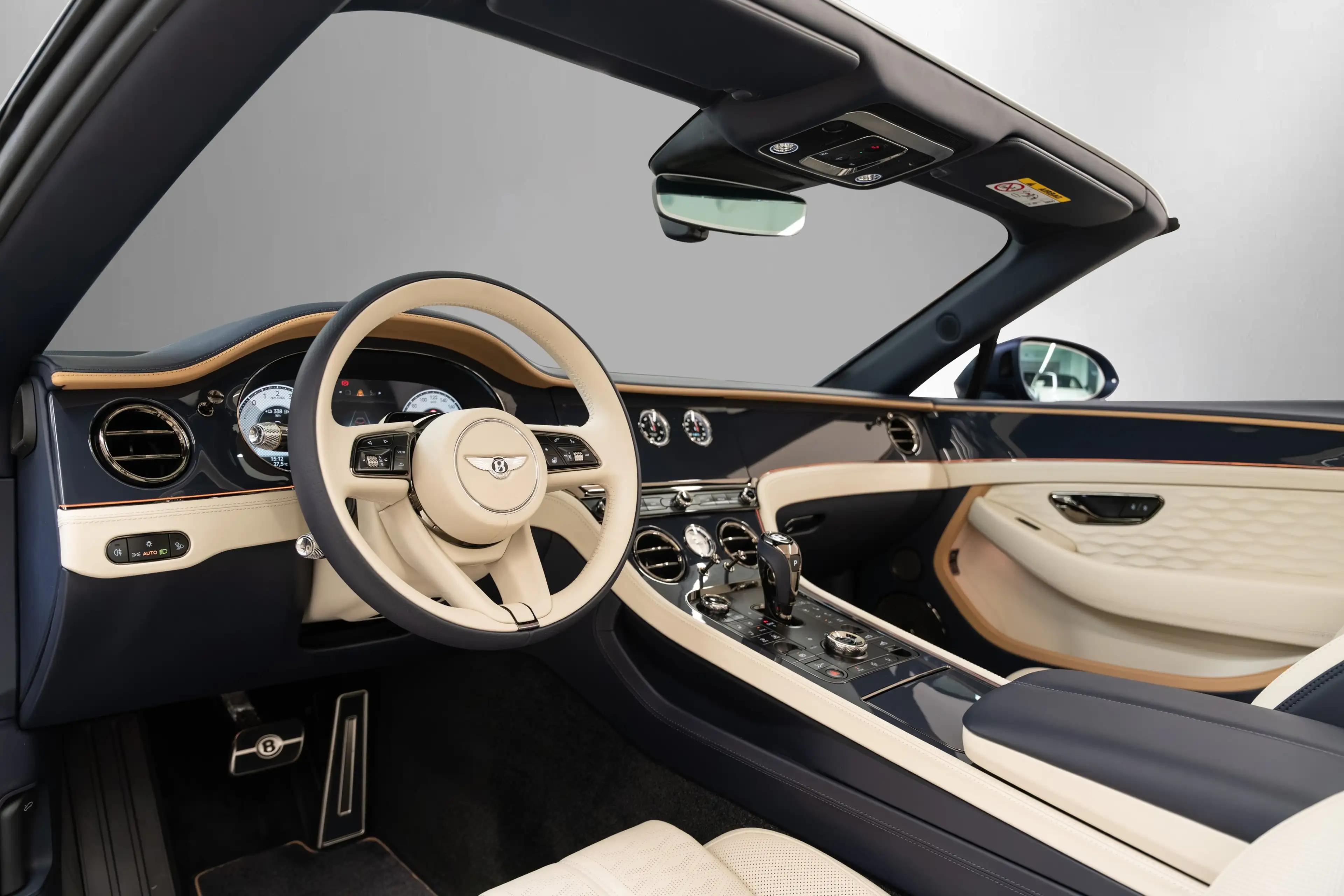 Bentley Continental GTC Mulliner *FullOption*Akrapovic* — photo 3