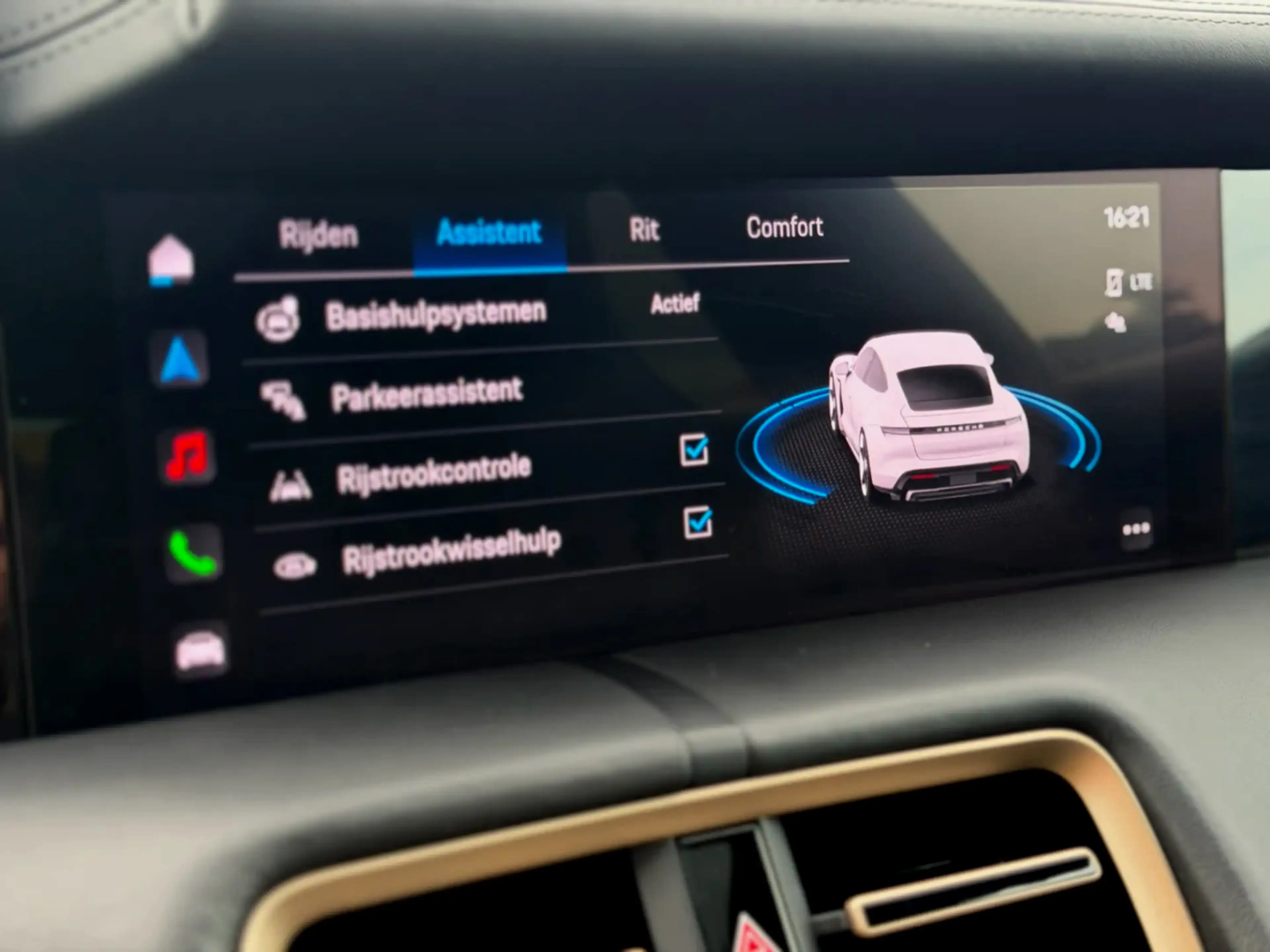 Porsche Taycan Performance 84 kWh 93% SoH (NL-auto, Panorama, Spo — photo 15