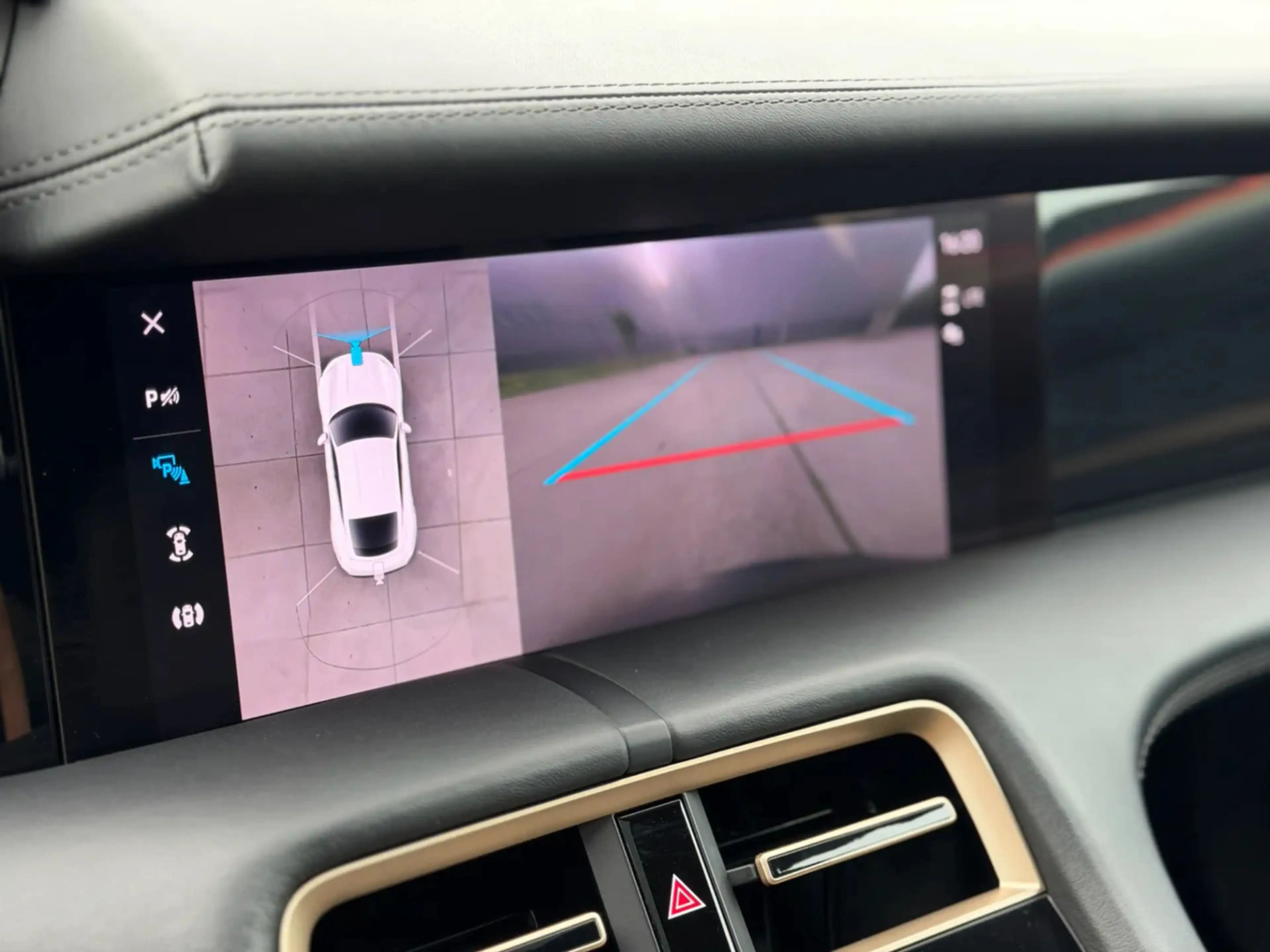 Porsche Taycan Performance 84 kWh 93% SoH (NL-auto, Panorama, Spo — photo 9