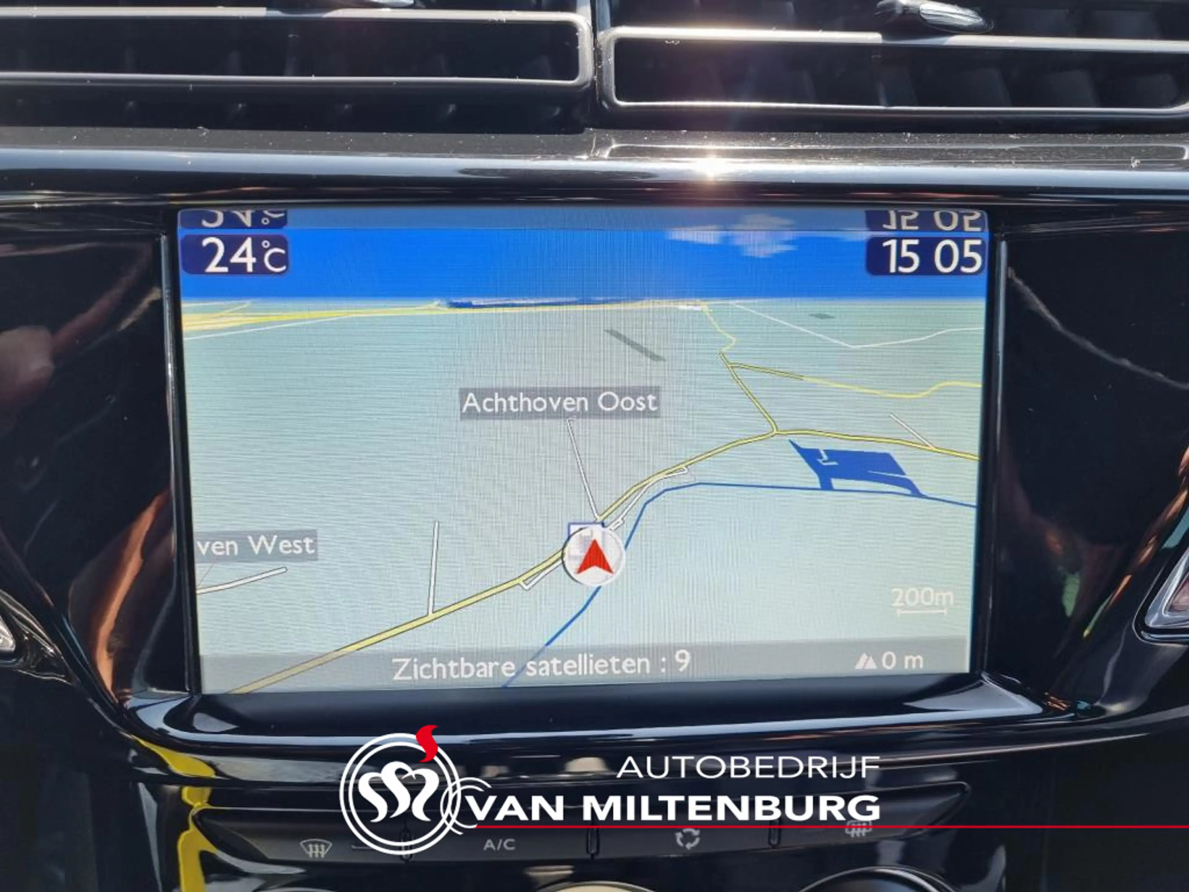 DS Automobiles DS 3 1.2 PureTech Inès de la Fressange Leder Clima Navi — photo 8