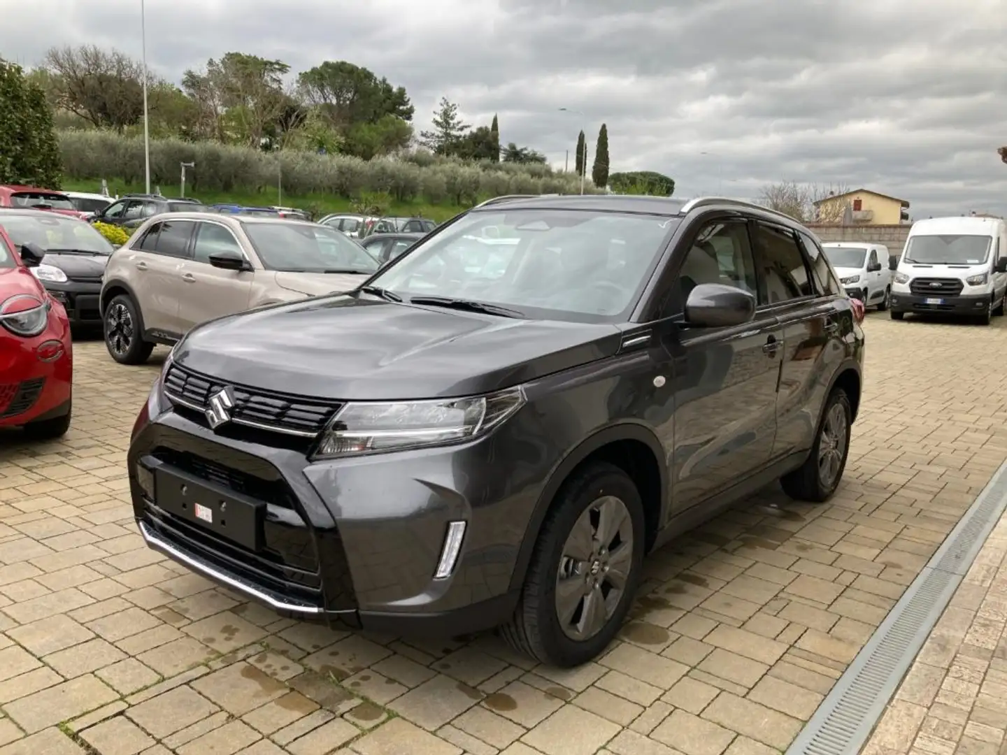 Suzuki Vitara 1.4 Hybrid Cool+ Gris - 2