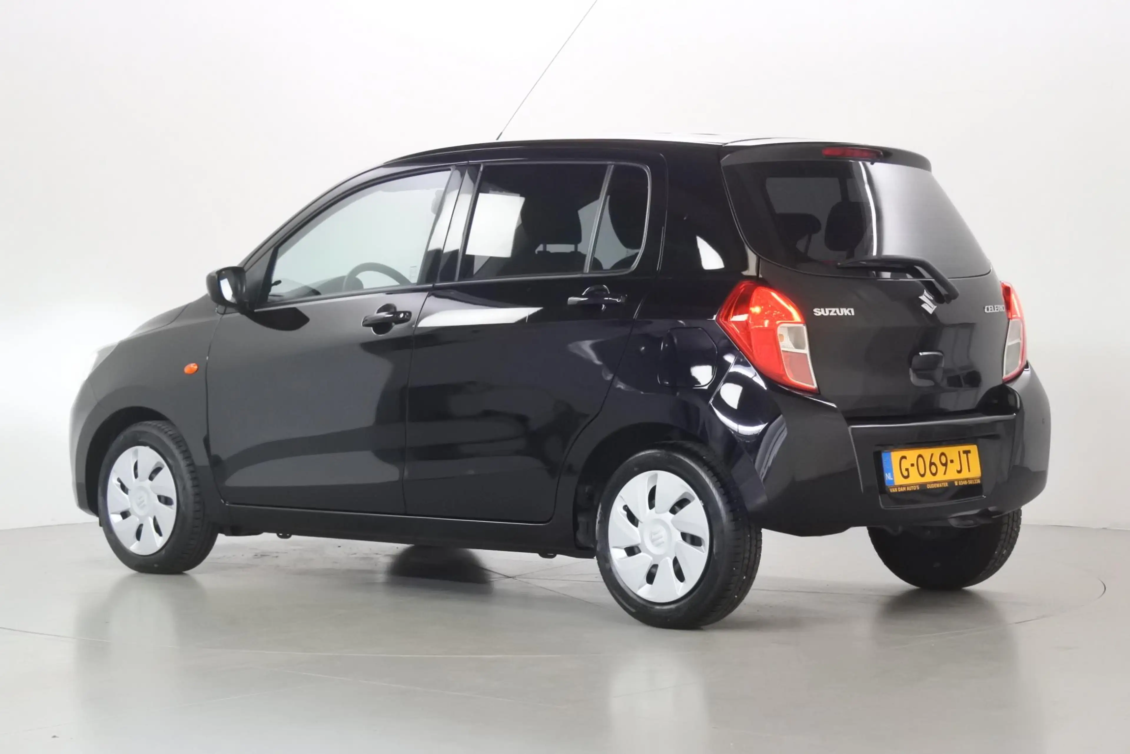 Suzuki Celerio 1.0 Comfort PDC Carplay/Android Privacyglass — photo 29