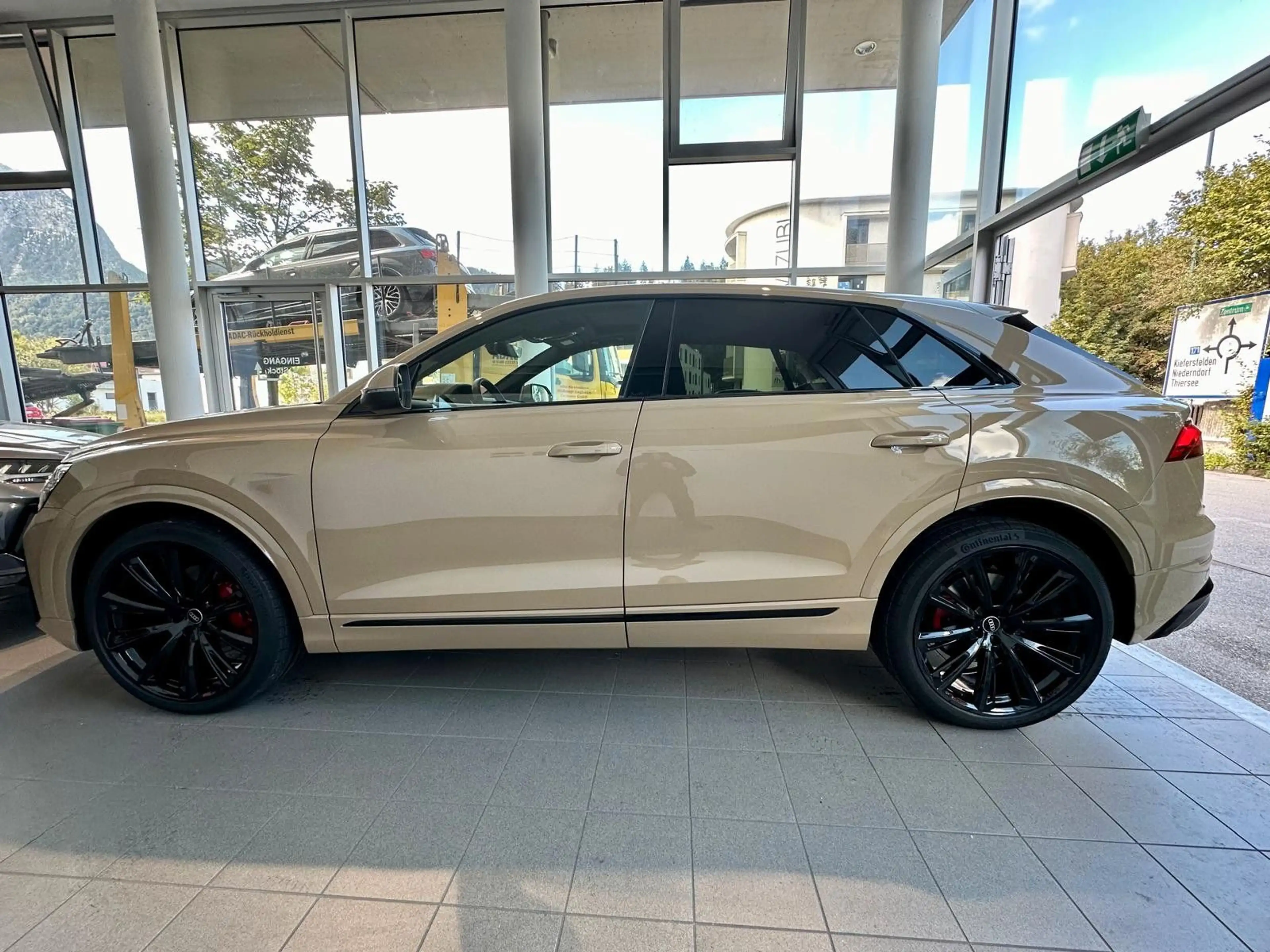 Audi Q8 50TDI Facelift MY26/gold-sw/SLine/Mtx/Pan/23 — photo 5