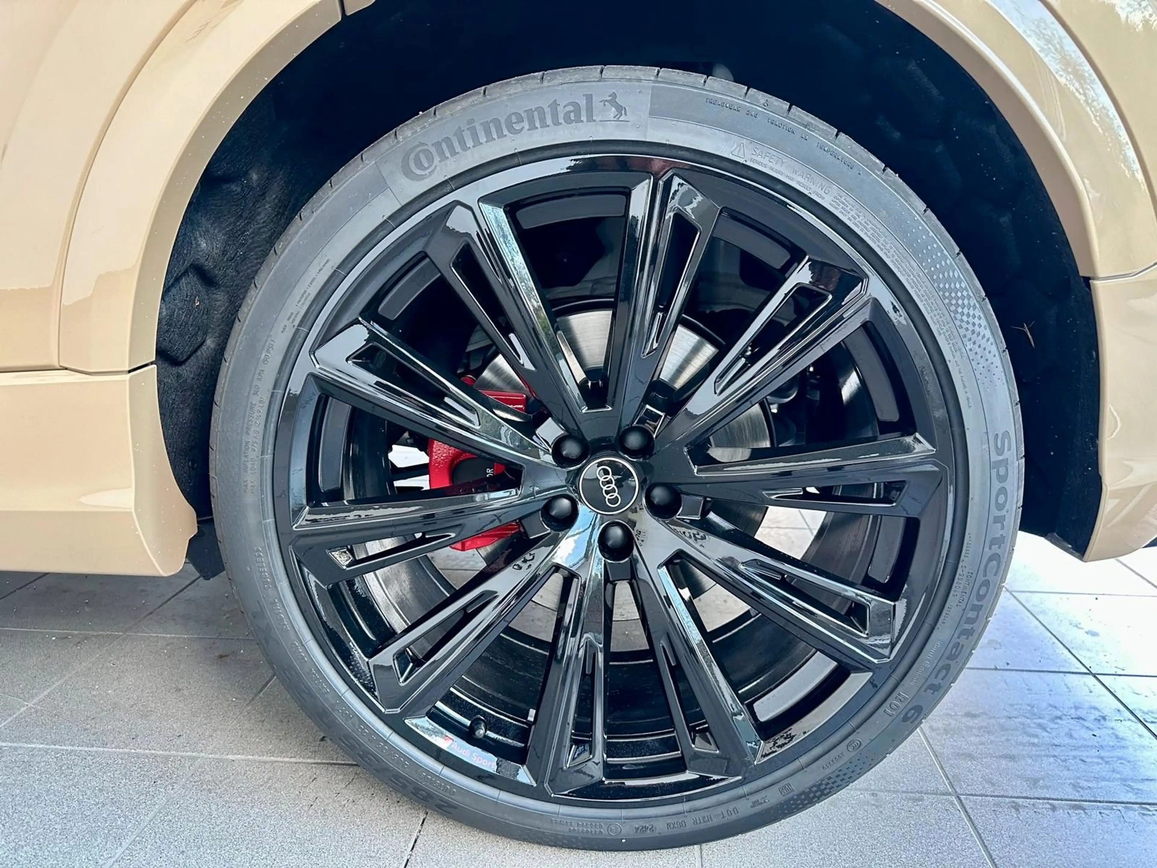 Audi Q8 50TDI Facelift MY26/gold-sw/SLine/Mtx/Pan/23 — photo 7