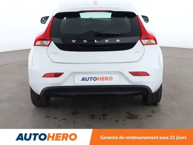 Volvo V40 view 5