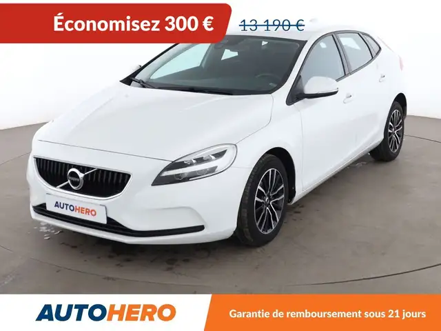 Volvo V40 main image