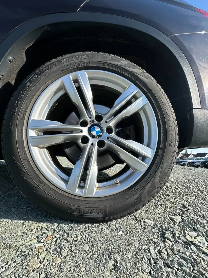 BMW X5 M X5 xDrive40d M Sport Edition Schwarz - 2