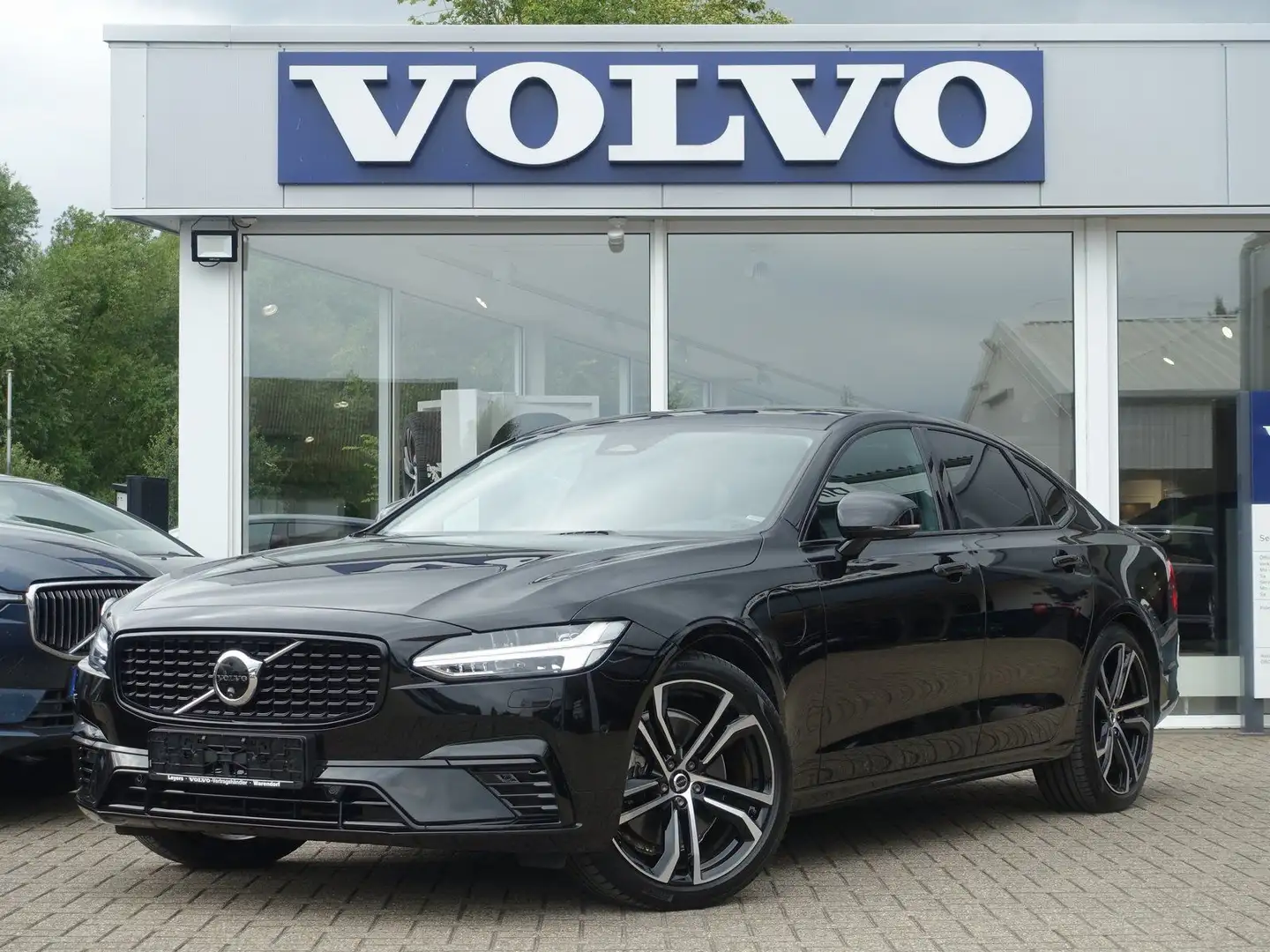 Volvo S90 Recharge Ultimate T8 AWD B&W/HUD/SHD/360° Noir - 1