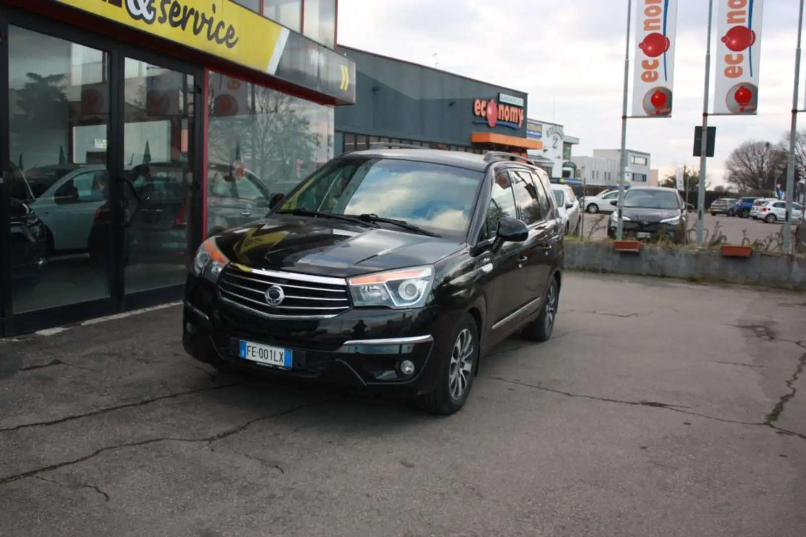 SsangYong Rodius 2.2 Diesel 4WD A/T Classy Negro - 2