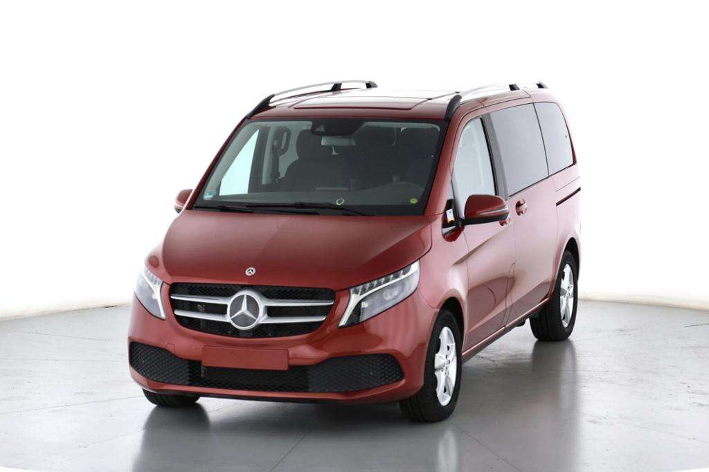 Mercedes-Benz V 220