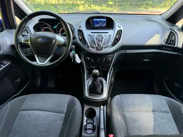Ford B-Max view 9