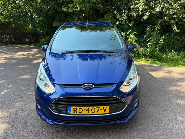 Ford B-Max view 2