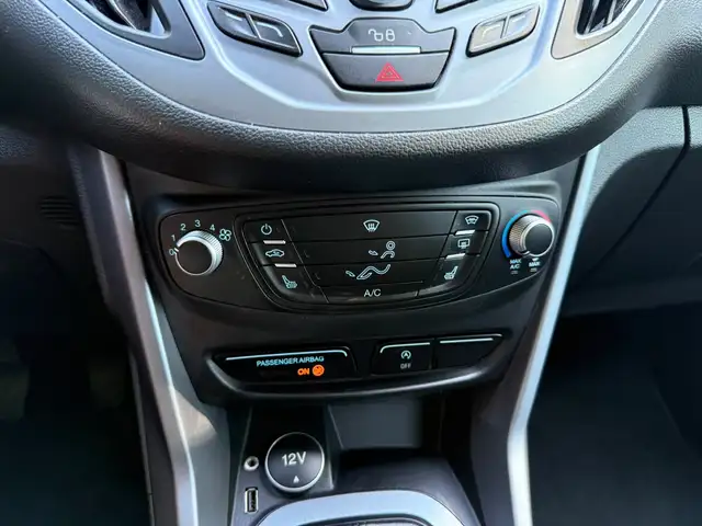 Ford B-Max view 14