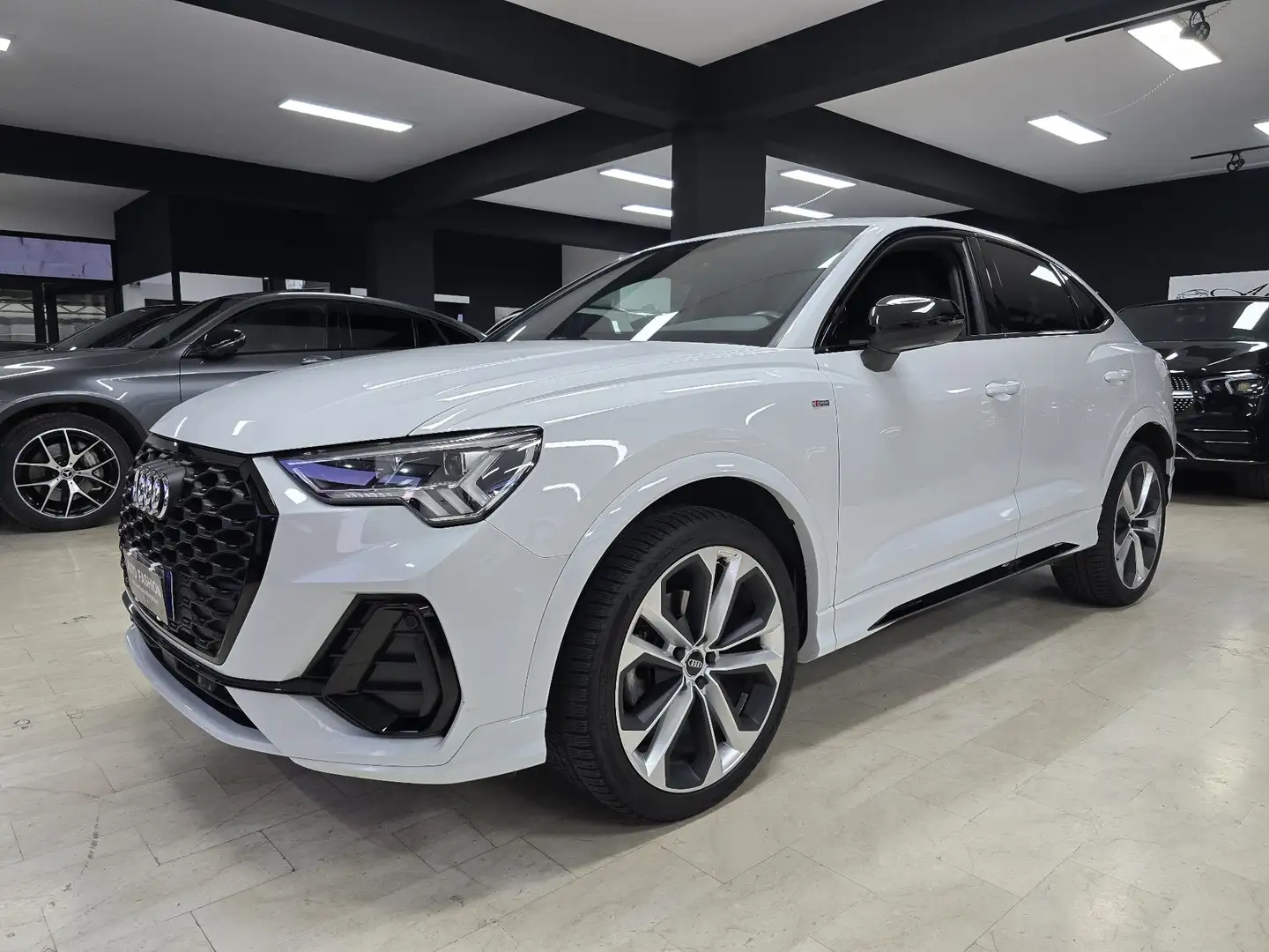 Audi Q3 Q3 Sportback 35 2.0 tdi S line s-tronic (cam 360) Blanco - 1