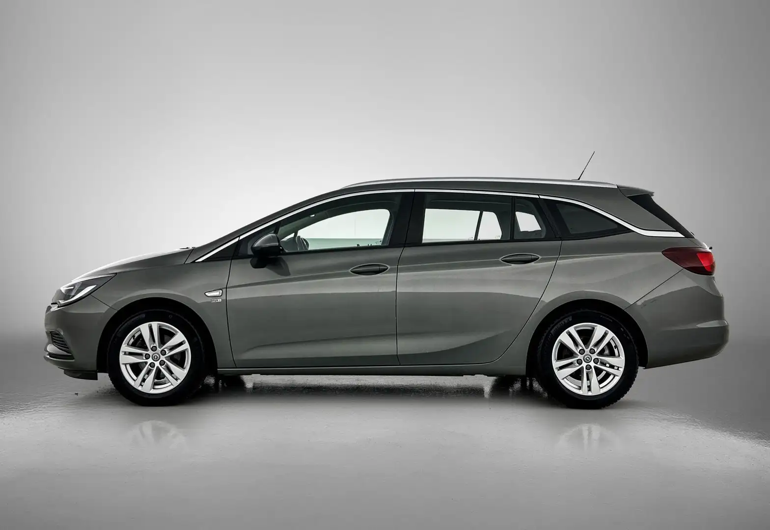 Opel Astra Sports Tourer 1.4 Turbo 120 Jaar Edition (TREKHAAK Grijs - 2