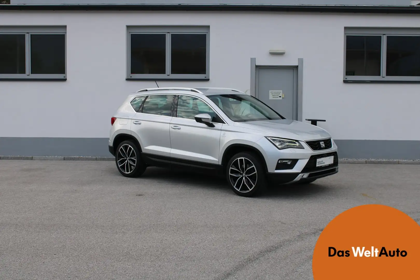 SEAT Ateca Xcellence 2.0 TDI 4Drive Grau - 1