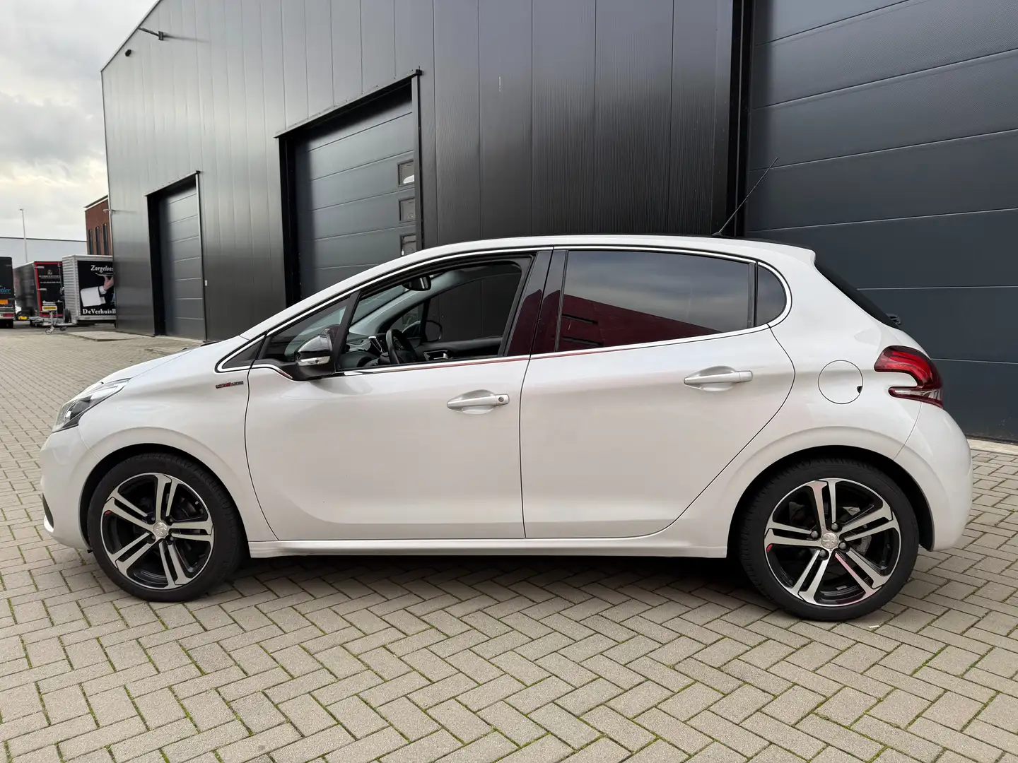Peugeot 208 208 1.2 PureTech GT-line 110 PK TOP STAAT Zilver - 2