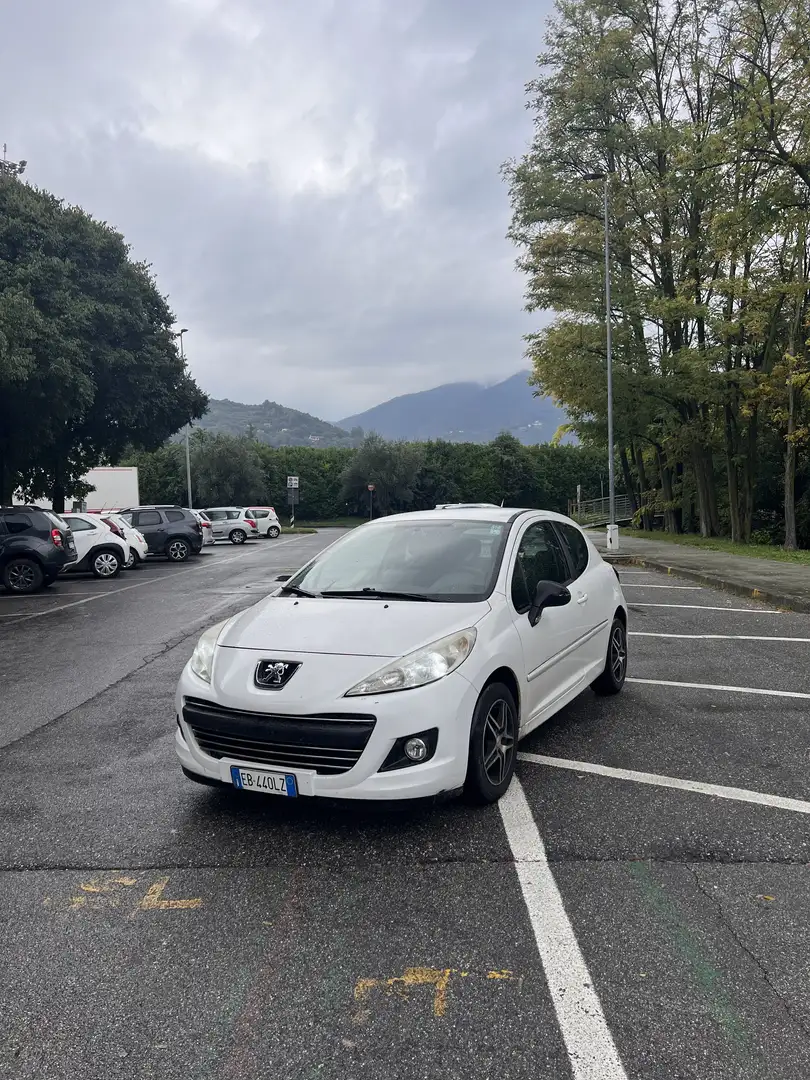 Peugeot 207 3p 1.6 hdi 16v Energie Sport fap FL - 1