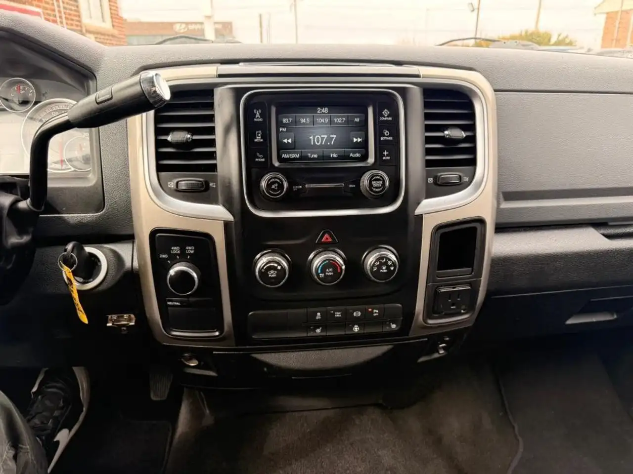 RAM 3500 снимка RAM 3500
