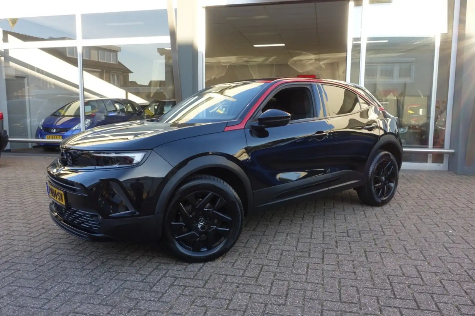 Opel Mokka 1.2 TURBO GS LINE 1e Eigenaar (All-in prijs) Zwart - 2