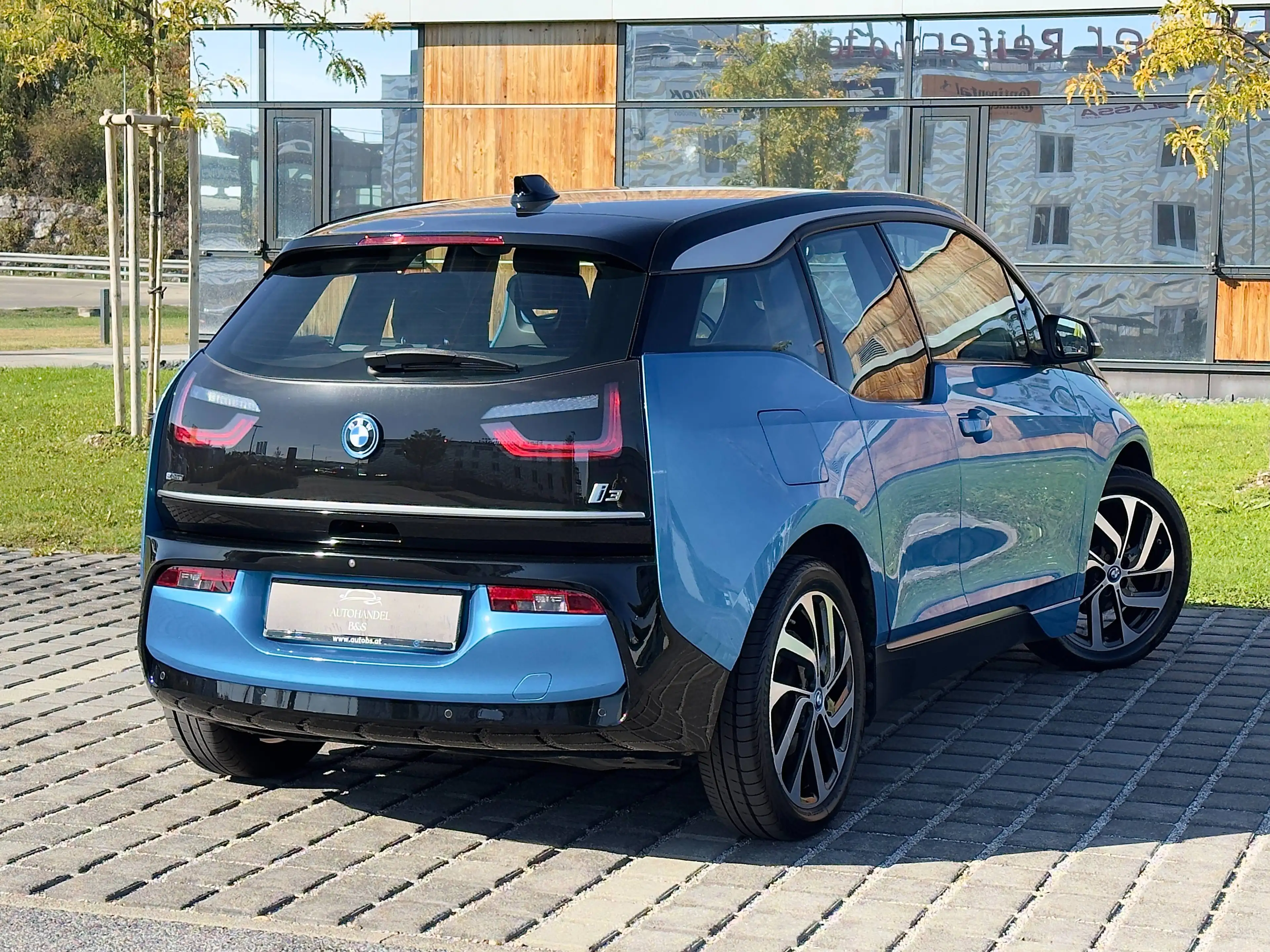 BMW i3 94 Ah *ASSISTENTEN, LED, KAMERA* — photo 6