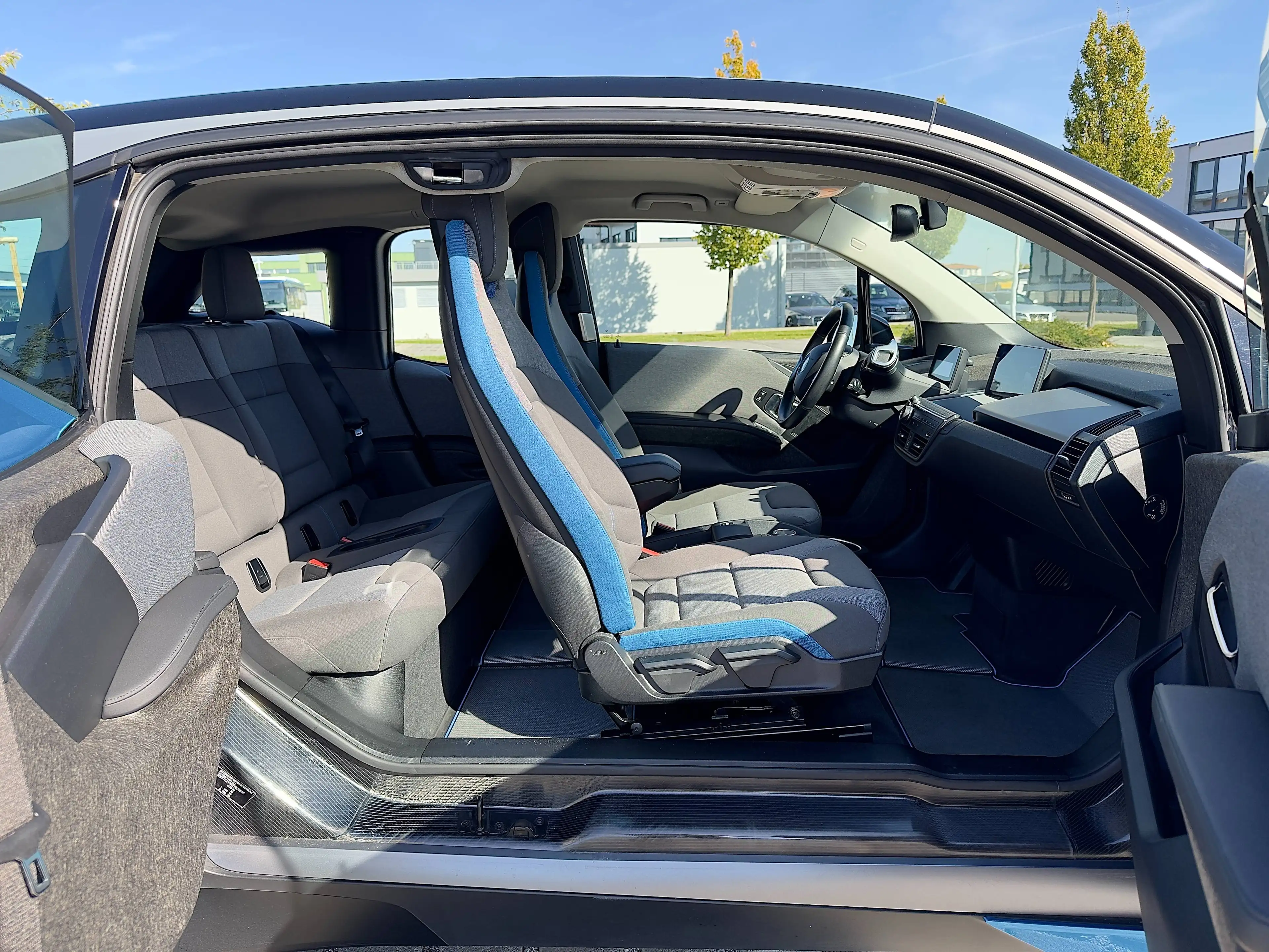 BMW i3 94 Ah *ASSISTENTEN, LED, KAMERA* — photo 12